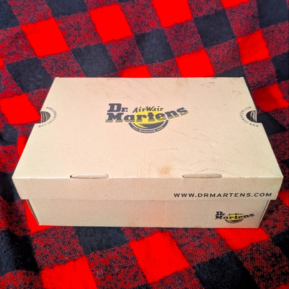 NIB Dr. Martens 1460 W - Picture 9 of 11
